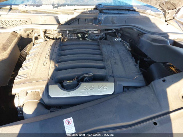 2017 PORSCHE CAYENNE WP1AA2A26HKA91142 Photo 9