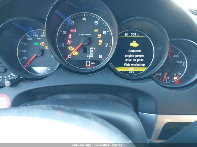 2017 PORSCHE CAYENNE WP1AA2A26HKA91142 Photo 6