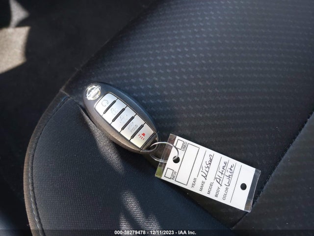 2017 NISSAN ALTIMA 2.5 SR VIN: 1N4AL3AP4HC195156