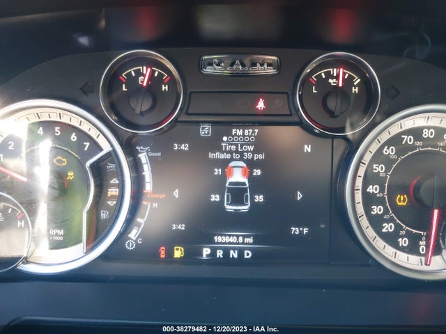 2018 RAM 1500 LARAMIE VIN: 1C6RR6NG3JS154205