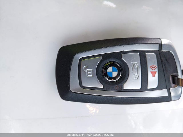 BMW 7 Series 740li 2015 WBAYE4C56FD946962 Image 11