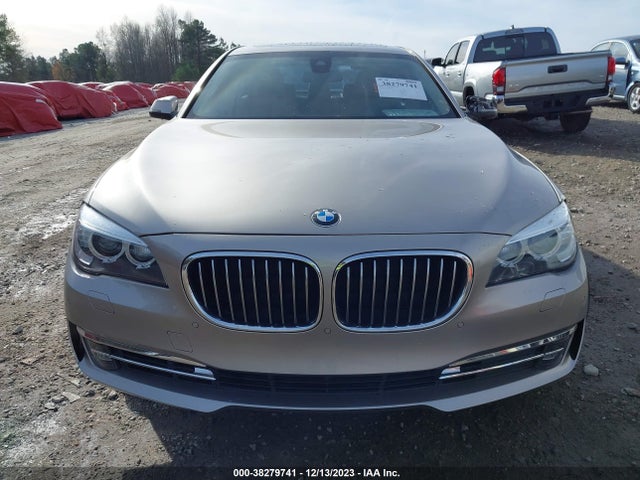 BMW 7 Series 740li 2015 WBAYE4C56FD946962 Image 12