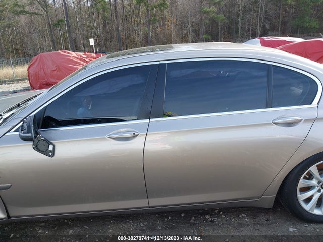 BMW 7 Series 740li 2015 WBAYE4C56FD946962 Image 14