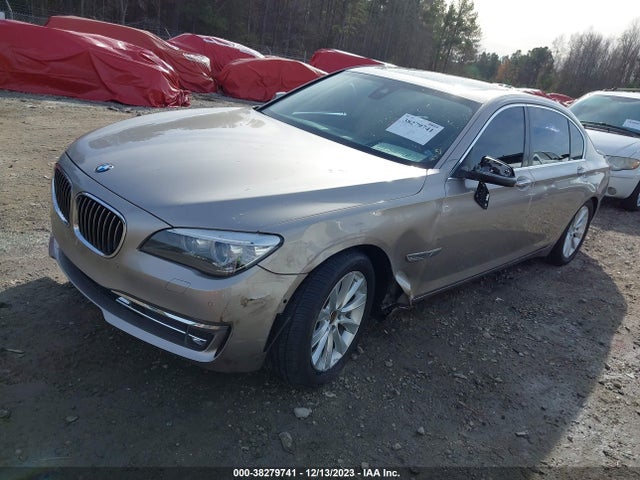 BMW 7 Series 740li 2015 WBAYE4C56FD946962 Image 2