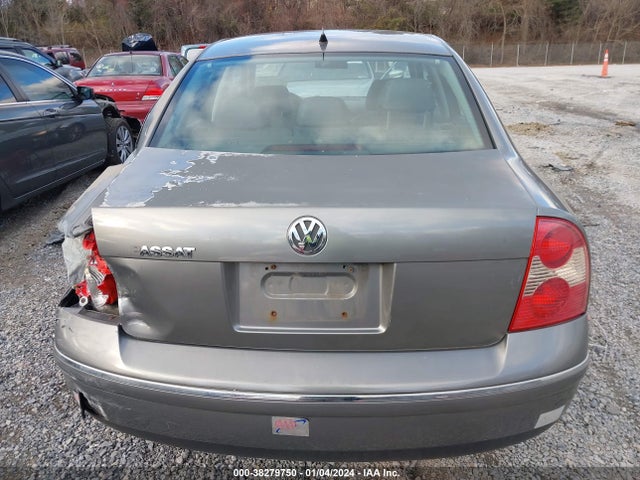 2005 VOLKSWAGEN PASSAT GLS VIN: WVWAD63B85P033982