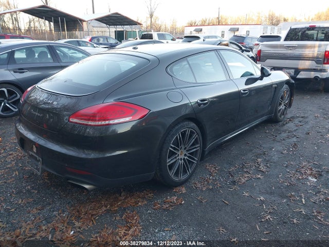 2016 PORSCHE PANAMERA WP0AA2A79GL003559 Photo 3