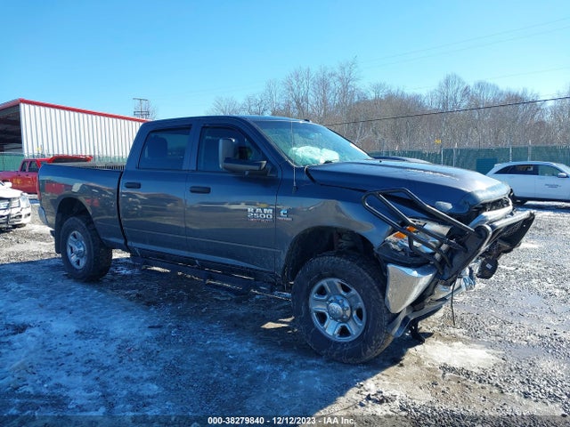 RAM 2500 Tradesman  4x4 64 Box 2018 3C6UR5CL1JG396728 main image