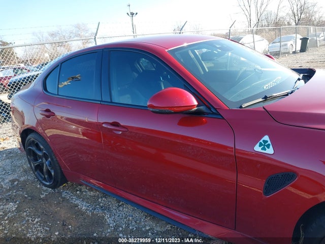 ZARFAEAV5J7590743 Alfa Romeo Giulia Quadrifoglio Rwd