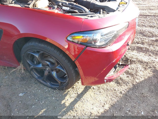 ZARFAEAV5J7590743 Alfa Romeo Giulia Quadrifoglio Rwd