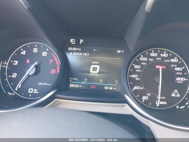ZARFAEAV5J7590743 Alfa Romeo Giulia Quadrifoglio Rwd