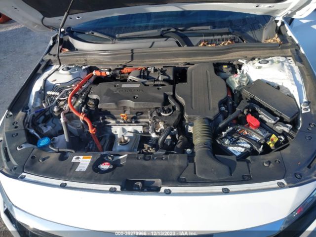 1HGCV3F97JA015470 Honda Accord Hybrid Touring