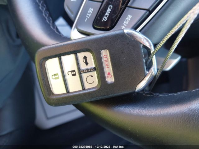 1HGCV3F97JA015470 Honda Accord Hybrid Touring