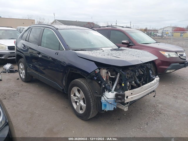 2021 TOYOTA RAV4 XLE VIN: 2T3P1RFV9MW157045