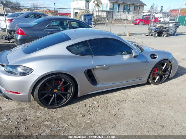 2018 PORSCHE 718 CAYMAN GTS VIN: WP0AB2A82JS278483