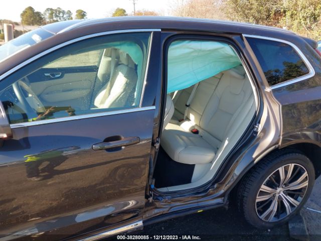 YV4L12DL7N1925089 Volvo Xc60 B5 Inscription