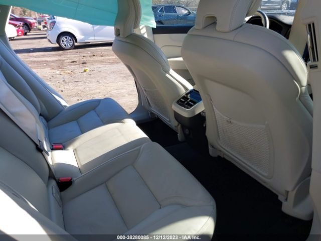 YV4L12DL7N1925089 Volvo Xc60 B5 Inscription