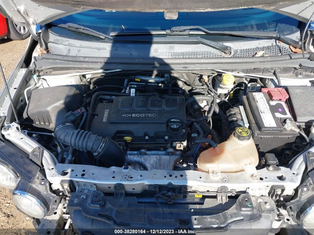 Chevrolet Sonic Ltz Auto 2015 1G1JE5SB2F4184868 Image 10