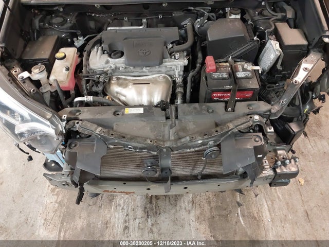 Toyota RAV4 SE 2018 2T3JFREV4JW785907 Image 10