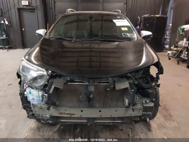 Toyota RAV4 SE 2018 2T3JFREV4JW785907 Image 6