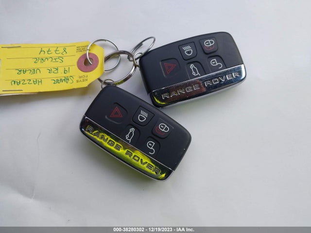 Land Rover Range Rover Velar D180 S 2019 SALYB2EN7KA216737 Image 11