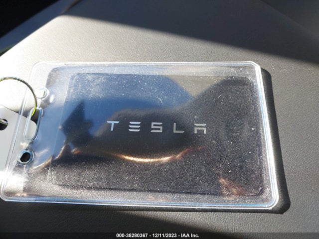 2023 TESLA MODEL Y AWD/LONG RANGE DUAL MOTOR ALL-WHEEL DRIVE VIN: 7SAYGDEE0PA168629