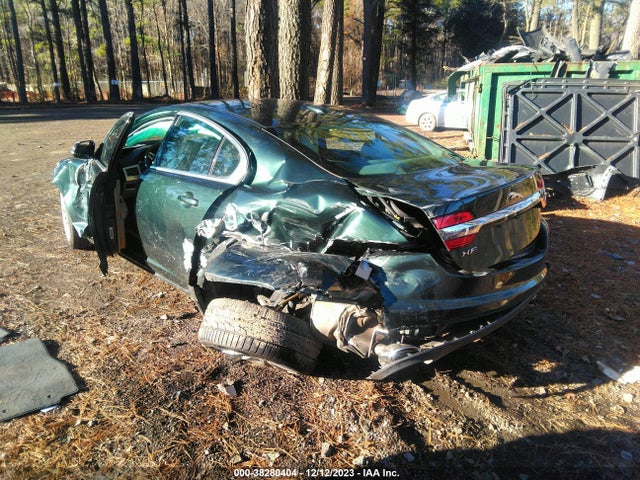 2012 JAGUAR XF SAJWA0FB0CLS35308 Photo 2