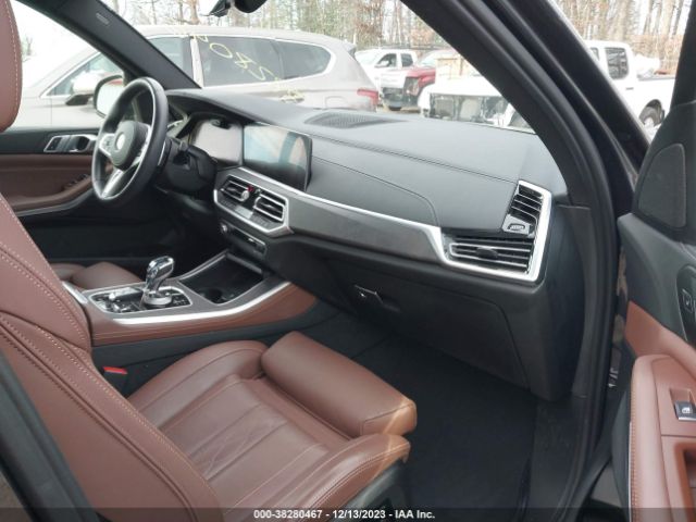 2022 BMW X5 5UXCR6C06N9K74547 Photo 4
