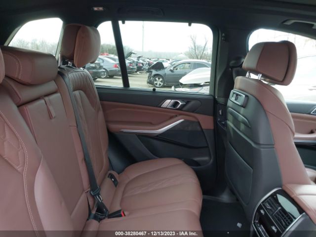 2022 BMW X5 5UXCR6C06N9K74547 Photo 7