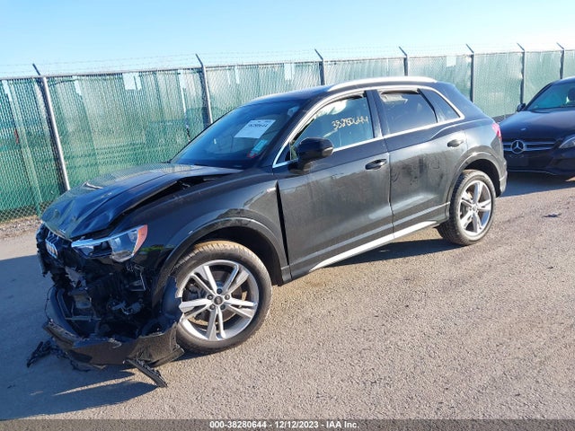 WA1DECF3XN1074012 Audi Q3 S Line Premium