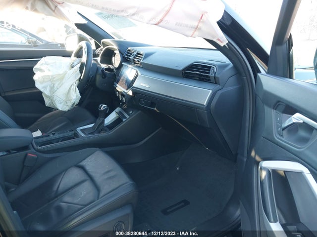 WA1DECF3XN1074012 Audi Q3 S Line Premium