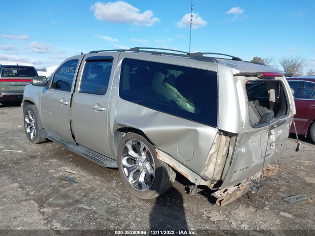 2009 CHEVROLET SUBURBAN 1GNFK26349R273475 Photo 2