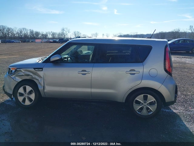 2016 KIA SOUL VIN: KNDJN2A2XG7830679