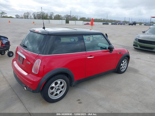 2003 MINI COOPER HARDTOP WMWRC334X3TJ51040 Photo 3