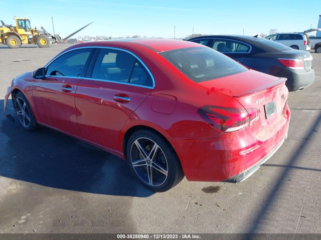 Mercedes-Benz A-class A 220 2019 WDD3G4FB7KW020275 Image 3