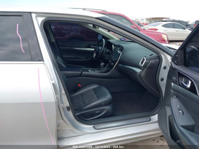 1N4AA6AP8HC367051 Nissan Maxima Sr