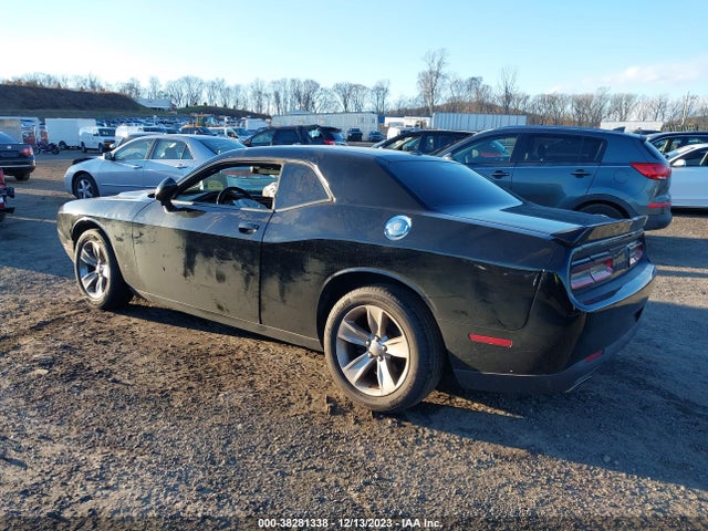 Dodge Challenger Sxt 2018 2C3CDZAG1JH127861 Image 3