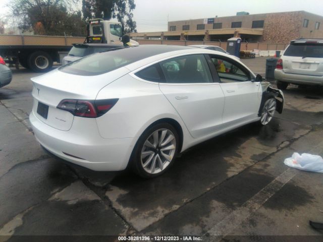 5YJ3E1EB4JF185638 Tesla MODEL 3