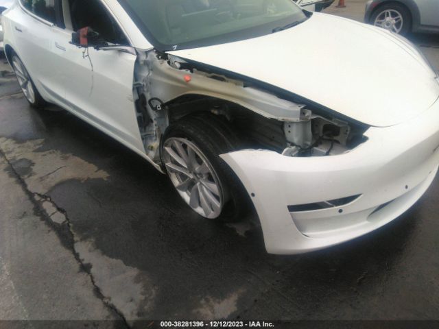 5YJ3E1EB4JF185638 Tesla MODEL 3