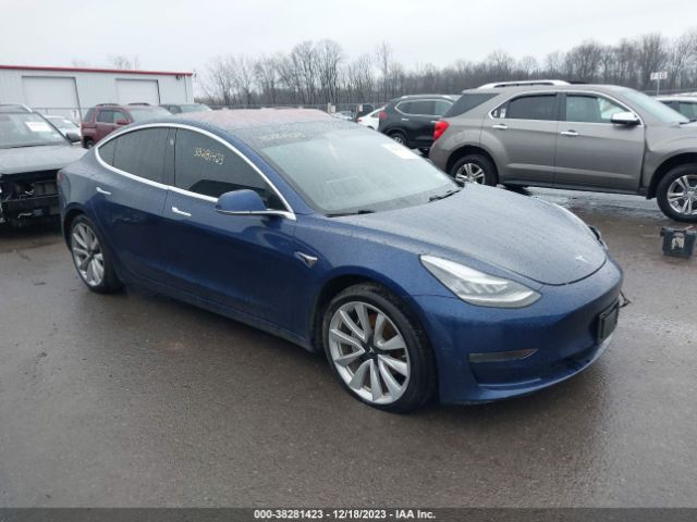 38281423 :رقم المزاد ، 5YJ3E1EB1JF146456 vin ، 2018 Tesla Model 3 Long Range/performance مزاد بيع