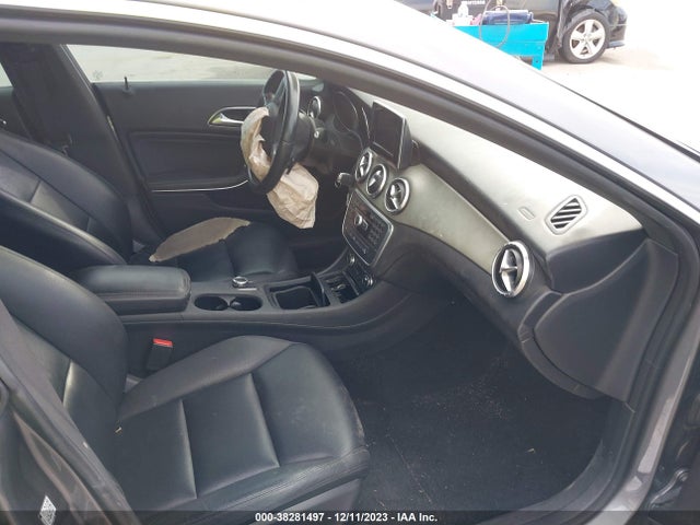 2014 MERCEDES-BENZ CLA 250 VIN: WDDSJ4EB1EN158791