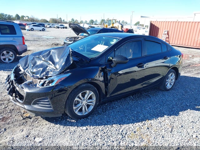 Chevrolet CRUZE LS 2019 1G1BC5SMXK7102874 Image 2