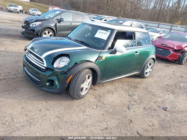 2013 MINI COOPER HARDTOP WMWSU3C5XDT548000 Photo 1