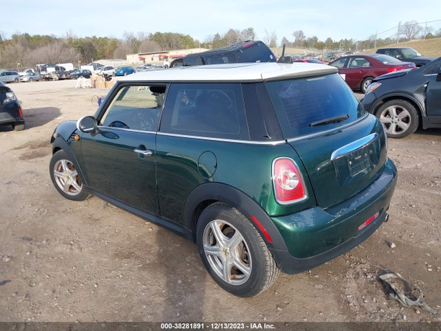 2013 MINI COOPER HARDTOP WMWSU3C5XDT548000 Photo 2
