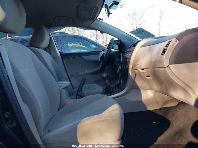 2011 TOYOTA COROLLA S/LE VIN: 2T1BU4EE6BC754571
