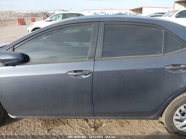 Toyota COROLLA LE 2018 5YFBURHE2JP783640 Image 14
