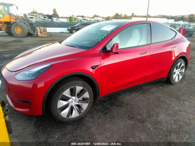 7SAYGDEE8PF629207 Tesla Model Y