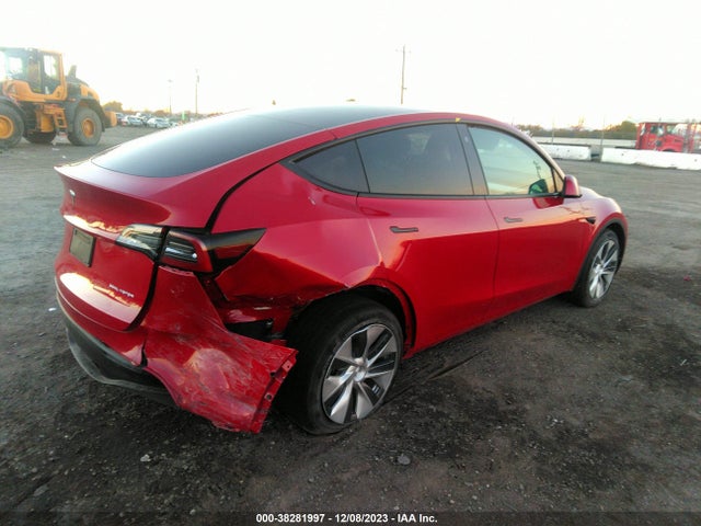 7SAYGDEE8PF629207 Tesla Model Y
