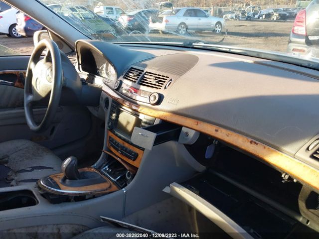 2006 MERCEDES-BENZ E-CLASS WDBUF83J56X198396 Photo 4