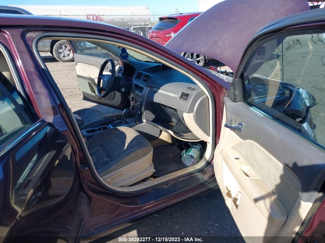 2011 FORD FUSION SE VIN: 3FAHP0HA8BR166772