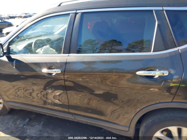 KNMAT2MT9GP636266 Nissan ROGUE SV
